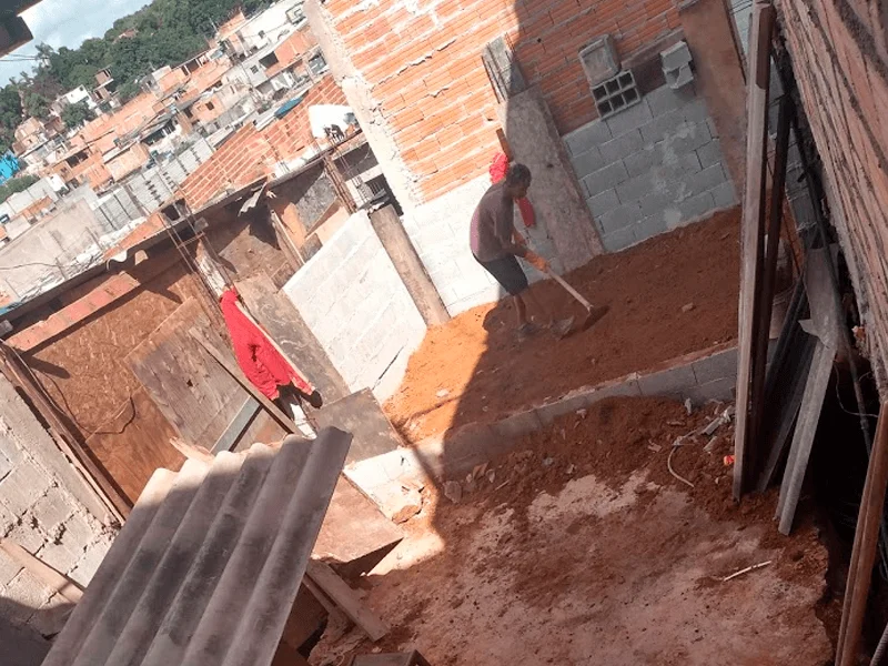 favela-barracos-antes-3